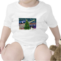 Chrisstmas Magic Cavalier King Charles (Tri) t-shirts by dogartchristmasgifts Chrisstmas Magic Cavalier King Charles (Tri) t-shirts