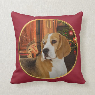 beagle holiday pillow