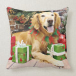 Christmas - Golden Retriever - Libby Throw Pillow