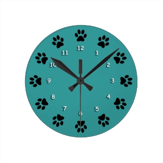 Clock - Cat Paws with numerals