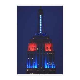 Close-up: Empire State Building in Blue & Red Canvas Print