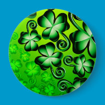 Clover Pin buttons