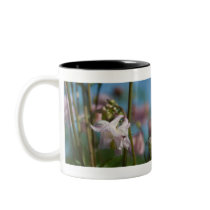 Columbine | Akelei mugs by HortusFloridus Columbine | Akelei mugs