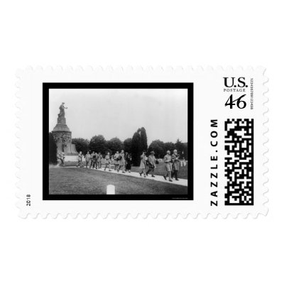 Confederate Veterans at the Memorial 1914 Stamp by lc_vintagephotos