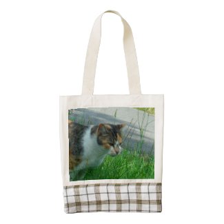 Conquest Kitty Hunting Zazzle HEART Tote Bag