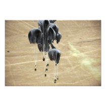Container delivery system bundles parachute