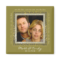 Contemporary Petals Green magnet