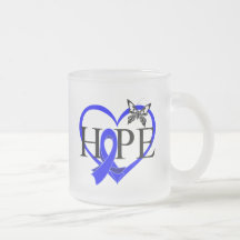 Corazón Décor de la mariposa de la esperanza del c Taza