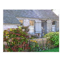 Cottage in Sconset - VINTAGE LOOK Postcard