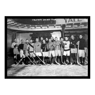 Crescent Hockey Team in New York 1911 Poster