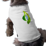 Croix bleue dans flamme verte doggie shirt