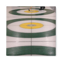 Curling action - Magnet