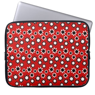 Customizable Daisies Laptop Sleeves