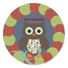 Cute Modern Owl Wreath Merry Christmas Gifts Round Stickers