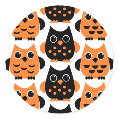 Cute Owls say BOO! Round Stickers