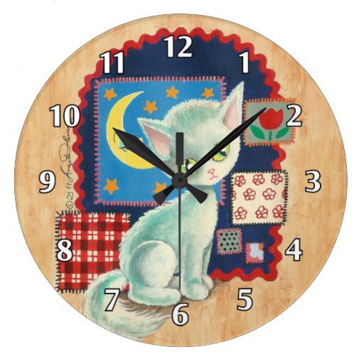 Cute White Kitten and Patchwork Round Wallclock