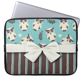 cute white owl pattern and stripes laptop computer sleeves
