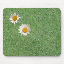 Daisies in the Grass Mouse Mat