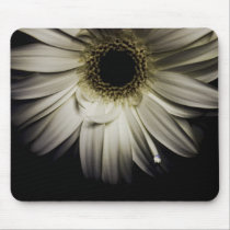 Daisy Droplet Series mousepads