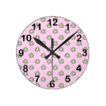 Daisy Polka Dot on a Pink Background Round Clock