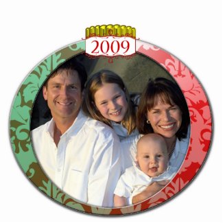 Damask 2009 Family Photo Christmas Ornament photosculpture