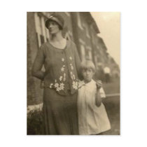daughter by mother and building postcards