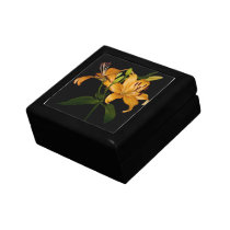 Day Lily Flowers Gift Box