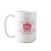 DECORATIVE PINK HEART DESIGN mugs