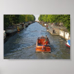 del barco río abajo en Holanda Posters