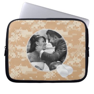 Desert Camo and Dog Tags Photo laptop sleeve electronicsbag