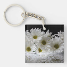 Dew and Daisies Keychain