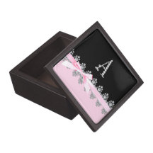 Diamond Delilah Initial: A Premium Gift Box
