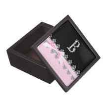 Diamond Delilah Initial: B Premium Gift Boxes