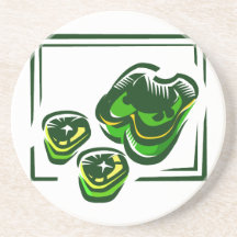 Dibujo animado de las pimientas verdes en cuadrado posavasos para bebidas