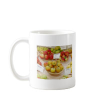 Different kinds of apples mugs