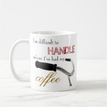 Difícil manejar la taza de café