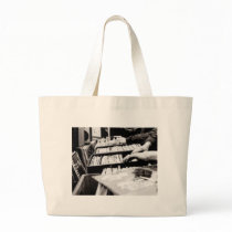 DIGGING THE CRATES bags