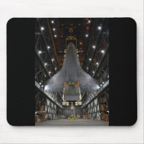 Discovery / Hanger view mousepads