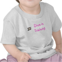 Diva in Training est 2006 (pink) T-Shirt