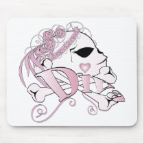 Diva Skull mousepads