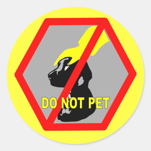 DO NOT PET DOG CLASSIC ROUND STICKER Zazzle
