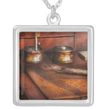 Doctor - Optometrist - I need my reading glasses Custom Necklace