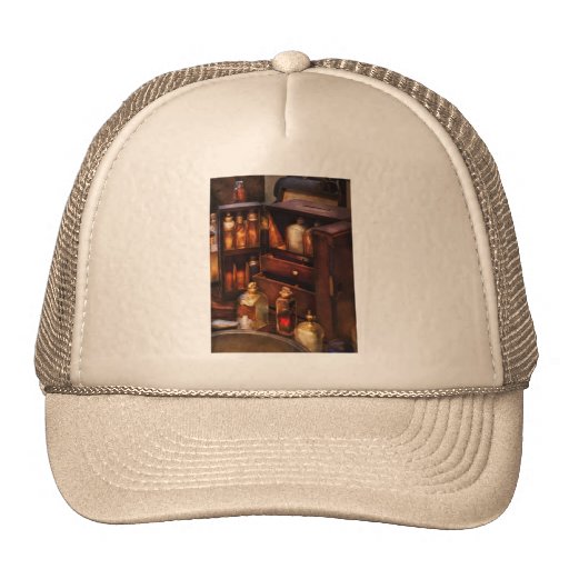 Doctor - The medicine cabinet Mesh Hats