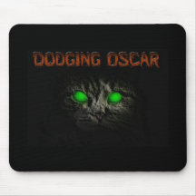 DODGING OSCAR Mousepad