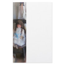Doll in Nursery stationery
