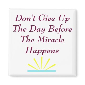 Don't Give Up Magnet Square magnet