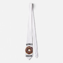 donut judge me, funny, cool, donut, humor, quote, pastry, typography, humorous, chocolate, ironic, cute, sprinkles, fun, tie, Slips med brugerdefineret grafisk design