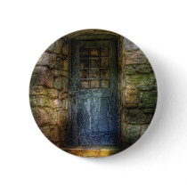 Door - A rather old door leading to somewhere Pins