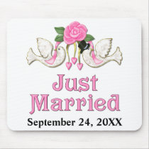 Dove & Rose - Just Married T-shirt mousepads