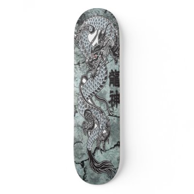Dragon Skateboard